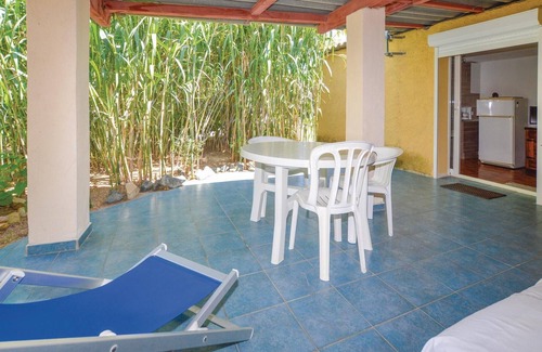 Calvi House | Lovely home in Calvi with kitchen