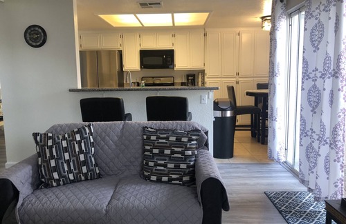 Menifee House | Lovely Home in desirable area of Menifee