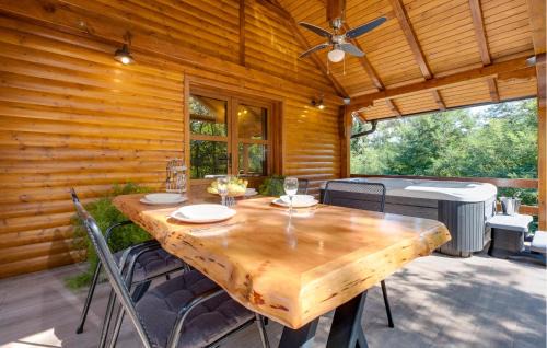 Velika Gorica House | Lovely Home In Donja Lomnica With Sauna