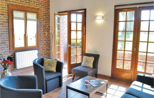 Frise House | Lovely Home In Frise With Wifi