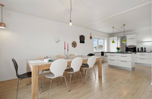 Hvide Sande House | Lovely home in Hvide Sande with WiFi