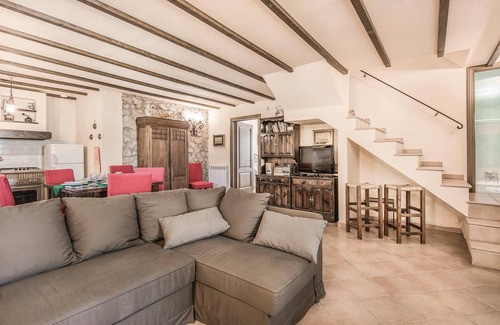 Poggio Catino House | Lovely home in Poggio Catino RI