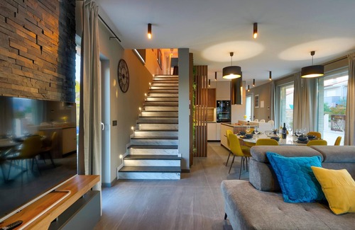 Marcana House | Lovely home in Marcana with sauna