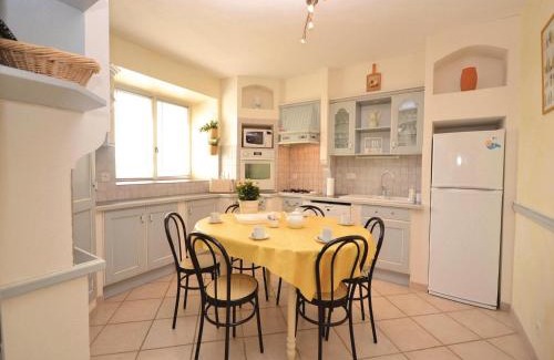Montbrison-sur-Lez House | Lovely Home In Montbrison Sur Lez