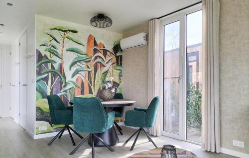 Oosterwolde House | Lovely Home In Oosterwolde With Wifi