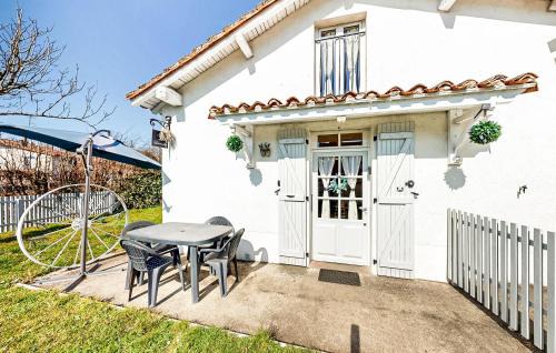 Oradour-Fanais House | Lovely Home In Oradour-Fanais With Wifi