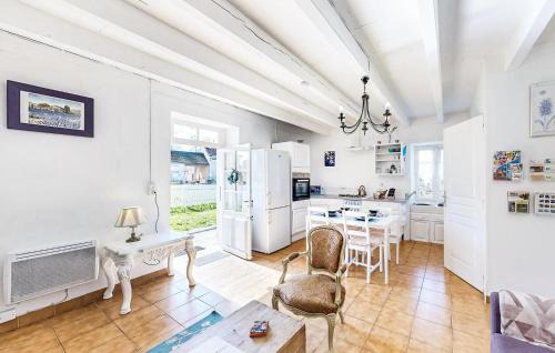 Oradour-Fanais House | Lovely Home In Oradour-Fanais With Wifi