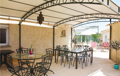 Rochefort-du-Gard House | Lovely Home In Rochefort Du Gard