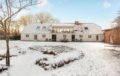 Nordost House | Lovely Home In Sæby With Sauna