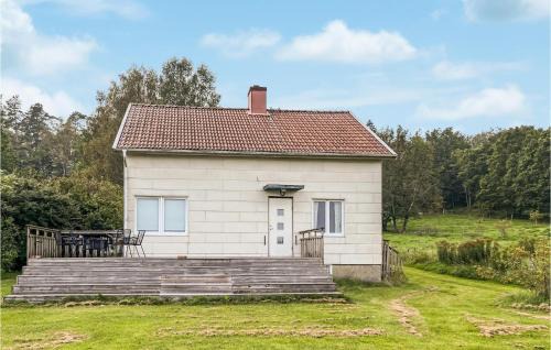 Falkenberg Municipality House | Lovely Home In Ullared With Kitchen