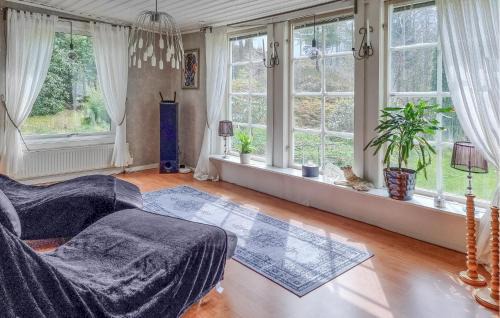 Vasterlanda House | Lovely Home In Västerlanda With Sauna