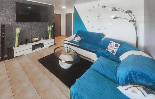 Villespassans House | Lovely Home In Villespassans With Wifi