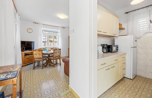 Zaton House | Lovely home in Zaton with WiFi