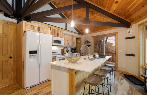 Sugar Mountain House | Lovely Home On The Ski Slopes
