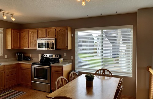 Urbandale House | Lovely home with 4 beds in Urbandale