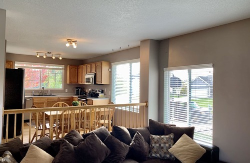 Urbandale House | Lovely home with 4 beds in Urbandale