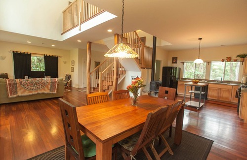 Volcano House | Lovely home with hot tub near Volcano National Park