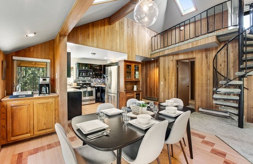Sudden Valley House | Lovely home with water views & office - great for families