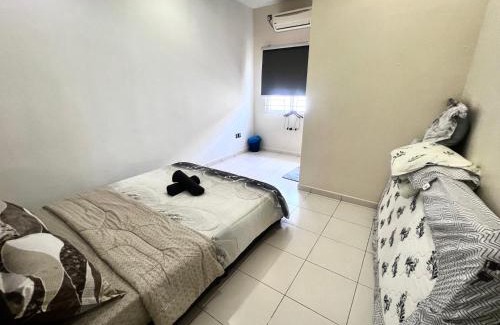 Taman Setia Indah House | Lovely Homestay Austin Setia Indah 911