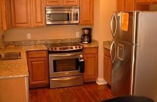 Beech Mountain House | Lovely House 200yards walk to ski slope Top of the mountain Low Fee’s