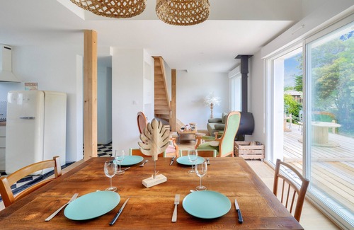 Ile-Tudy Ski Chalet | Lovely house for 4 300m from the beach and pond