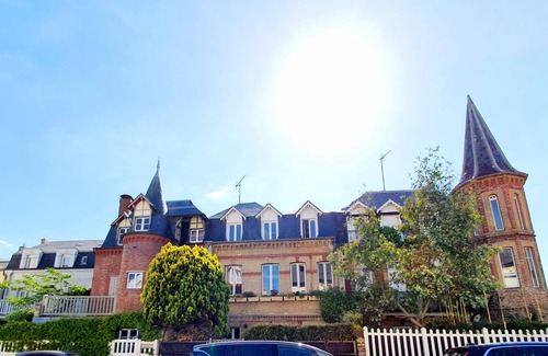 Deauville City Centre House | Lovely house in the heart of Deauville "Villa Bon Accueil