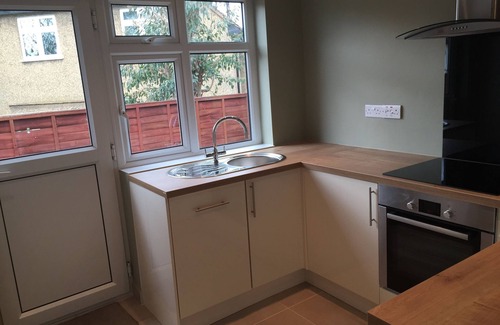 Watford House | Lovely House in Watford near Harry Potter Studio