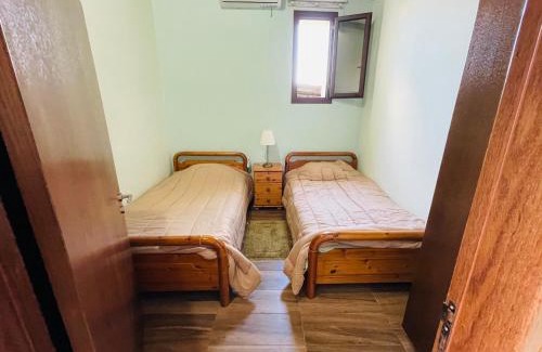 Dherynia Apartment | Lovely house not far from the beach, near Protaras