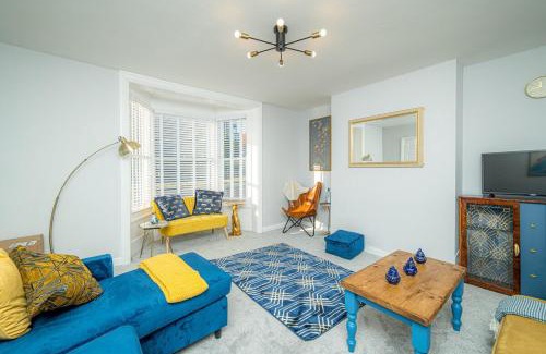Margate House | Lovely house on Trinity Square, edge of Old Town