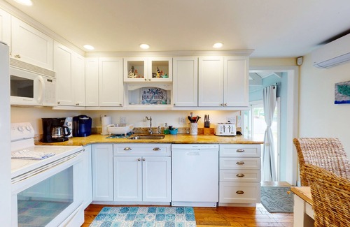 South Yarmouth House | Lovely House with WiFi, Firepit, AC, Shared Washer/Dryer - Steps From Beach