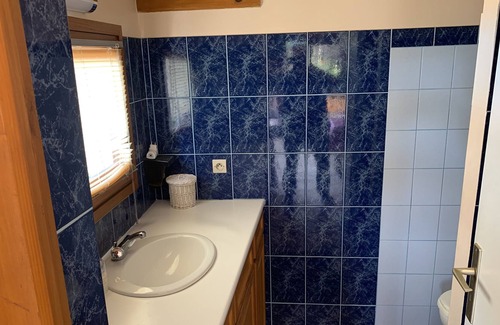 Crampagna Ski Chalet | Lovely individual chalet with swimming pool and water slide