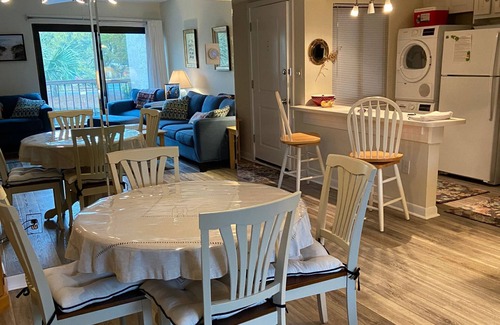 Folly Field Condo | Lovely lagoon view condo just steps from the beach