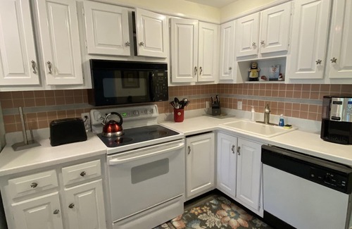 Folly Field Condo | Lovely lagoon view condo just steps from the beach