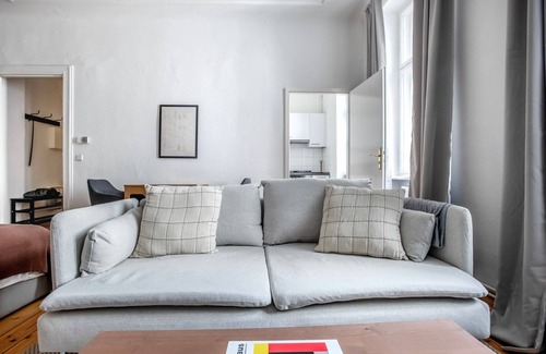 Friedrichshain Apartment | Lovely Landstraße 2BR w/Elevator & Playglound, Calm Area, by Blueground