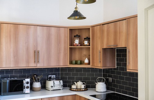 Birnam Apartment | Lovely Little Let in Birnam, neighbouring Dunkeld, Lovely Little Let in Birnam, neighbouring Dunkeld