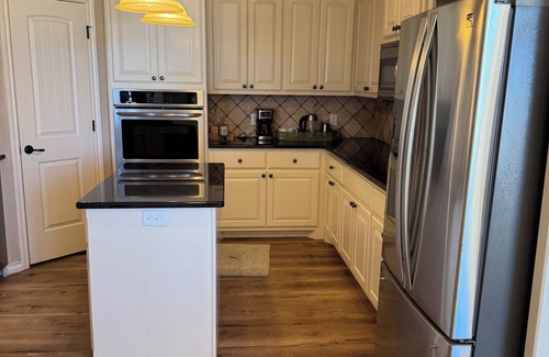 Lubbock House | LOVELY LUBBOCK HOME with WiFi, AC, Cable, Laundry Room, Fireplace