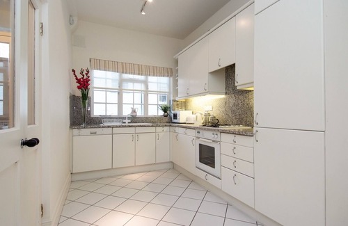 Tachbrook House | Lovely Mews House in Westminster