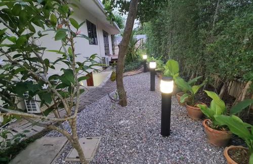Pranburi Villa | Lovely modern 2 bed villa