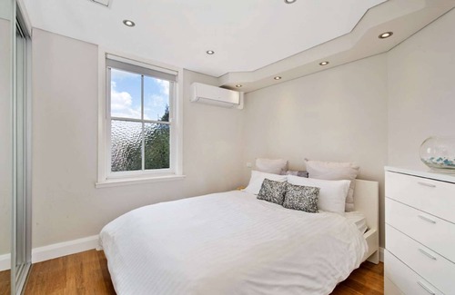 Coogee Apartment | Lovely Modern Coogee Apartment