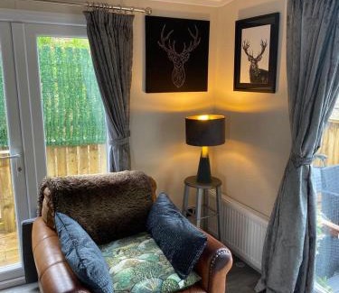Cove Resort | Lovely new caravan by Loch Long