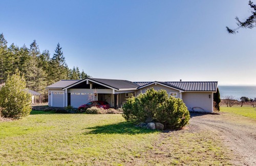 Nordland House | Lovely, oceanfront home with multiple sea views and beach access