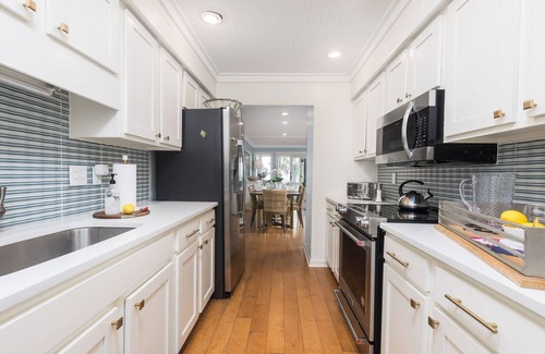 Isle of Palms House | Lovely Oceanfront Townhouse with golf cart and oceanfront pool access