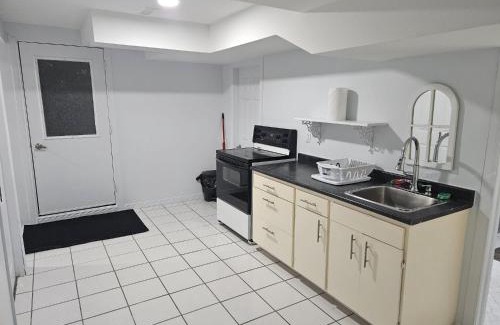 Sudbury Apartment | Lovely one bed accommodation in a quiet environment
