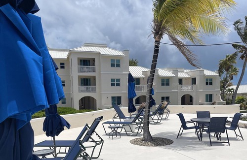 Wheeland Settlement Apartment | Lovely one bedroom apartment in North West Point resort Turks Caicos