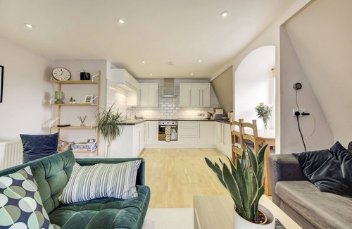 Coldharbour Apartment | Lovely one bedroom flat in Brixton
