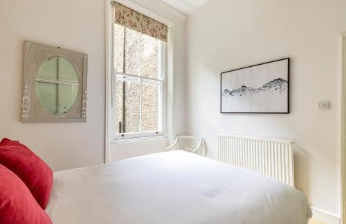 West Kensington Apartment | Lovely One-Bedroom Flat near West Kensington