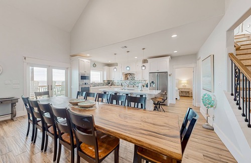Gilchrist House | Lovely panoramic ocean-view home with direct beach access & wraparound deck