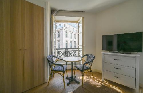 Gaillon Apartment | Lovely parisien apartment (opera 3)