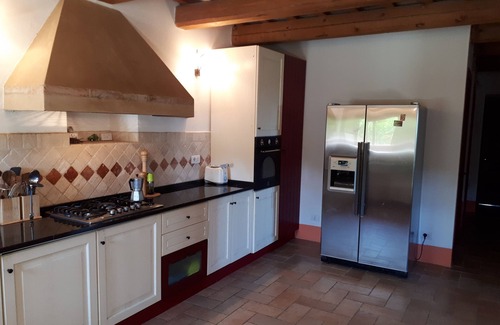 Gualdo House | Lovely peaceful stone farmhouse with pool and beautiful views