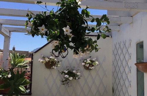 Castellammare House | Lovely penthouse in the historical center